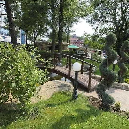 Flora Park ホテル