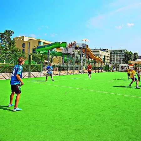 Хотел Flora Park 4*